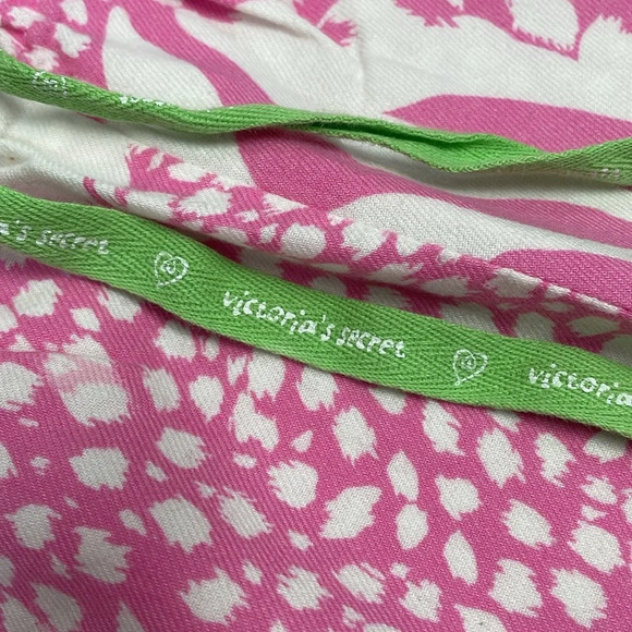 Victoria’s Secret Flannel Pajama Pants Pink White Leopard S - Picture 11 of 15